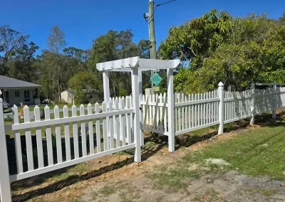 Richmond Hill timber picket fence