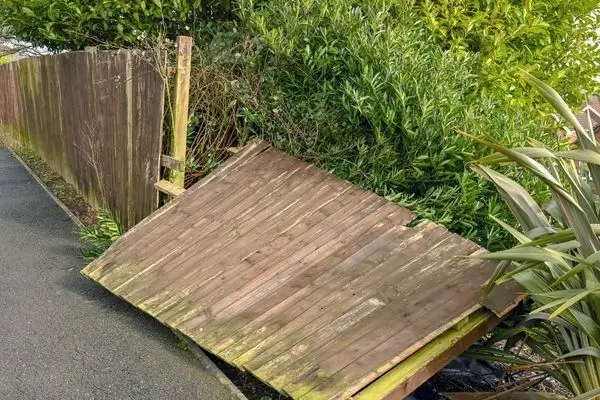 reliable fencing contractors Lismore