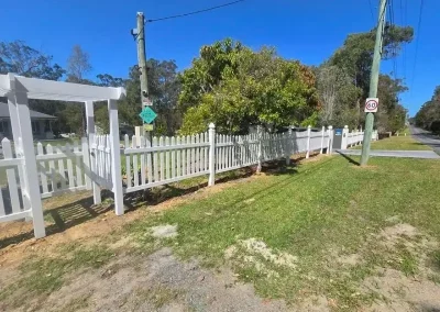 timber picket fence Richmond Hill