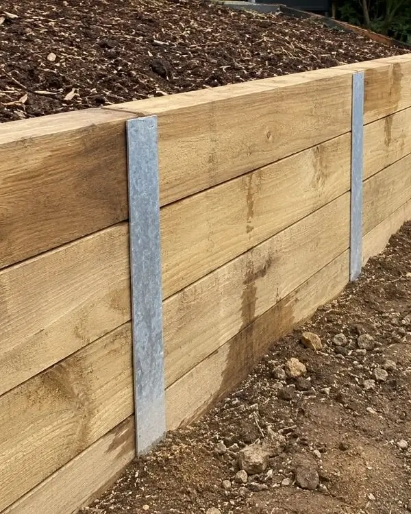 retaining wall contractors building a retaining wall at this home in Lismore