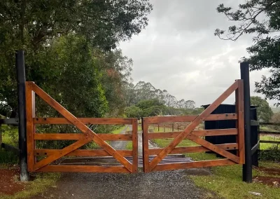 Timber farm gate installation Monaltrie